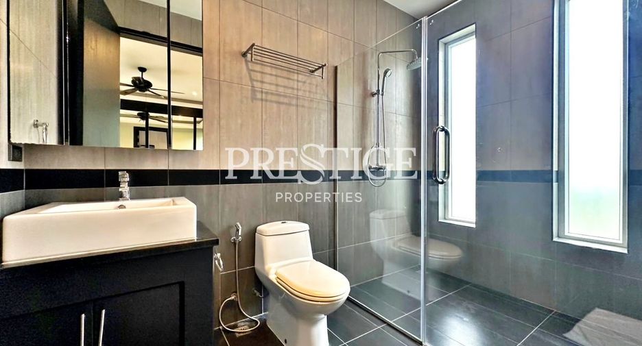 For sale 4 bedrooms house in Bang Lamung, Chonburi