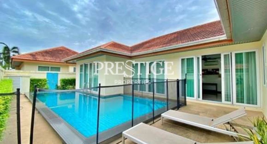 For rent and for sale 4 bedrooms house in East Pattaya, Pattaya