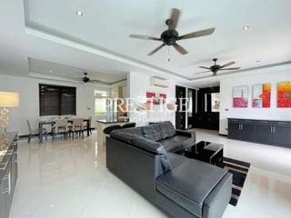 Casa en alquiler y en venta de 4 habitaciones en Bang Lamung, Chonburi