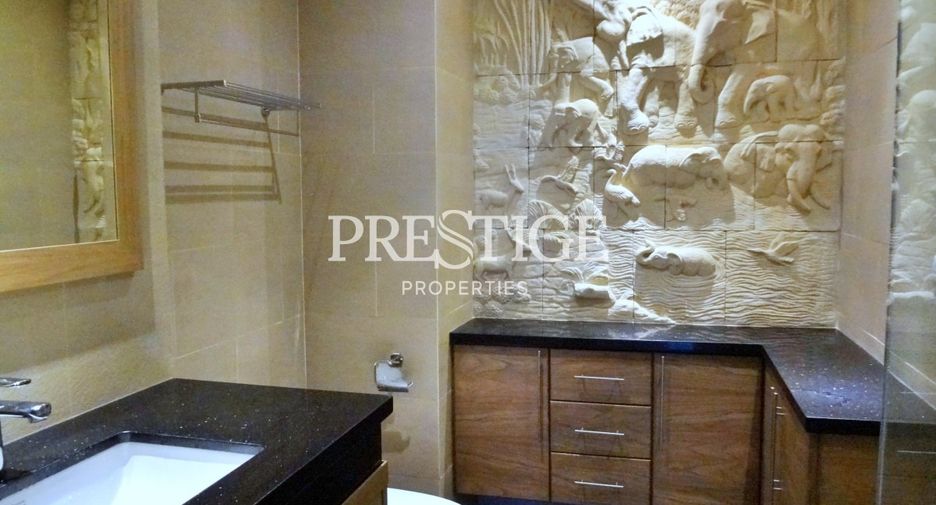 For sale studio condo in Pratumnak, Pattaya