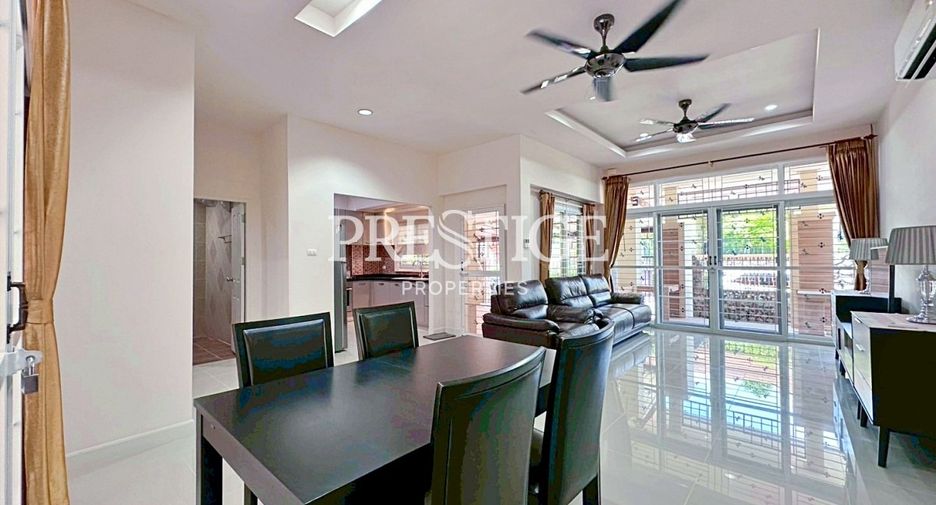 For sale そして for rent 3 ベッドルーム house in Bang Lamung, Chonburi