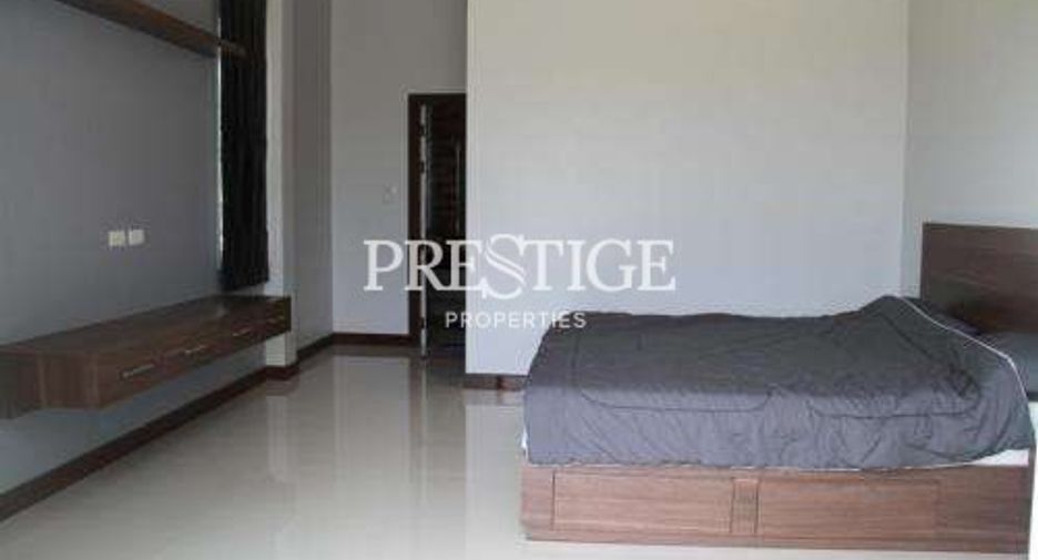 Haus zum Kauf mit 3 Zimmer in Bang Lamung, Chonburi