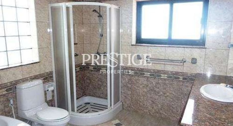 For sale 3 bedrooms house in Bang Lamung, Chonburi