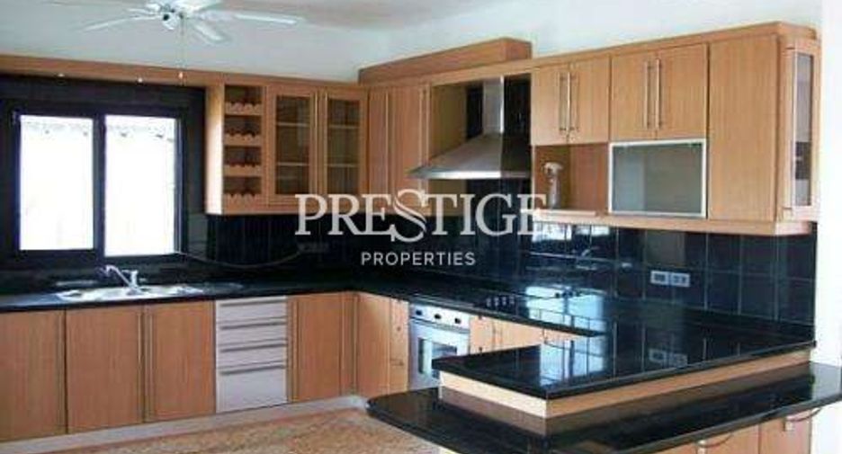 For sale 3 bedrooms house in Bang Lamung, Chonburi