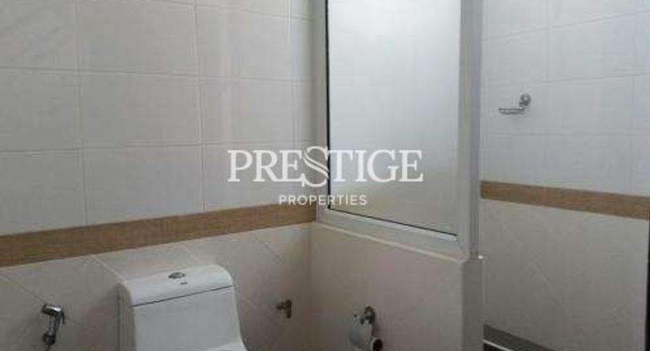 Casa en alquiler de 3 habitaciones en Bang Lamung, Chonburi