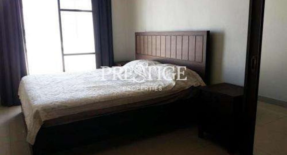 Casa en alquiler de 3 habitaciones en Bang Lamung, Chonburi