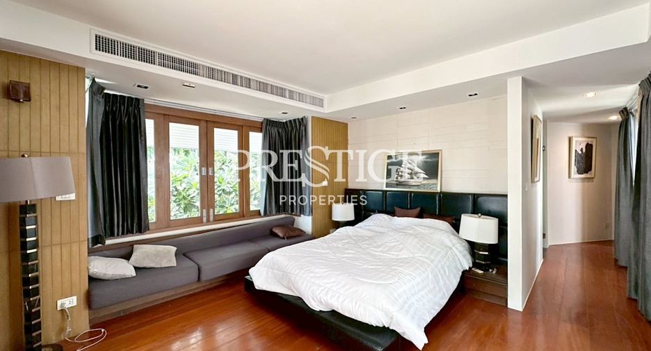 Casa en venta y en alquiler de 4 habitaciones en Bang Lamung, Chonburi
