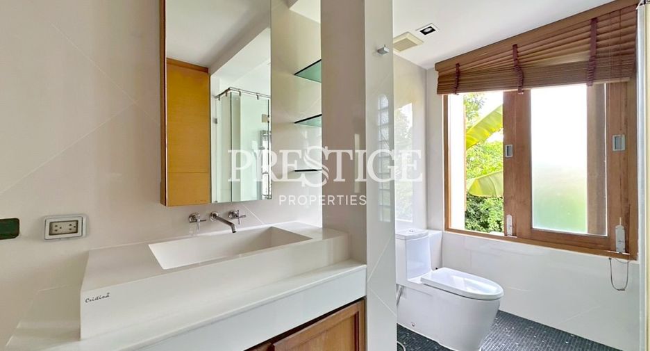 Casa en venta y en alquiler de 4 habitaciones en Bang Lamung, Chonburi