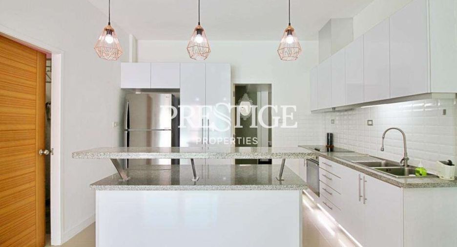 Casa en venta de 4 habitaciones en Bang Lamung, Chonburi