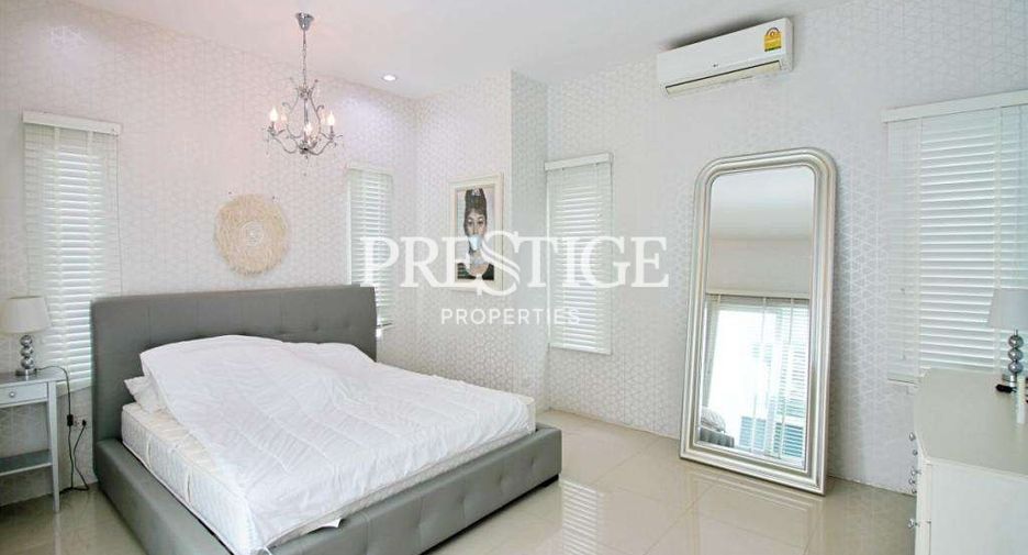 Casa en venta de 4 habitaciones en Bang Lamung, Chonburi