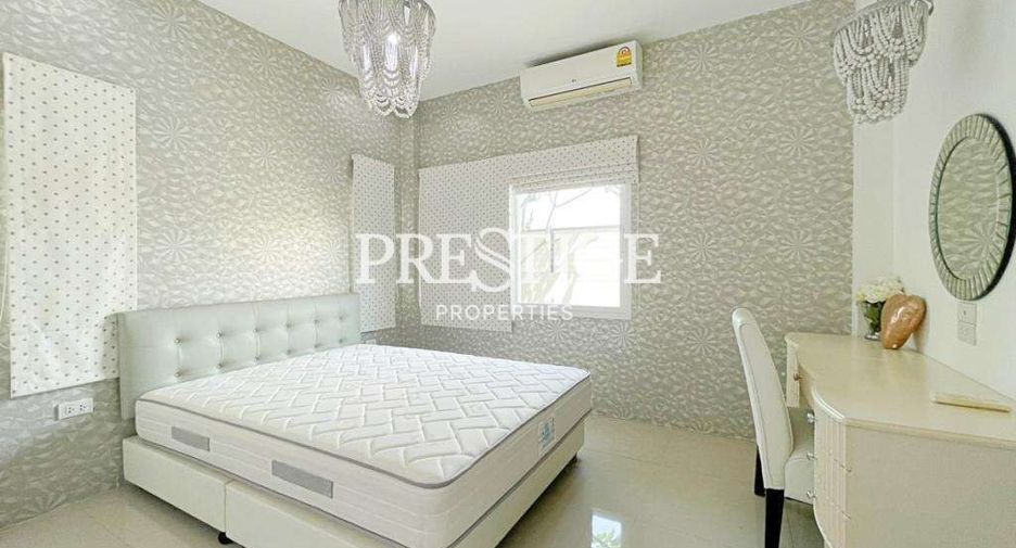 Casa en venta de 4 habitaciones en Bang Lamung, Chonburi