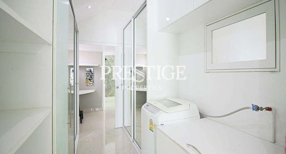 Casa en venta de 4 habitaciones en Bang Lamung, Chonburi