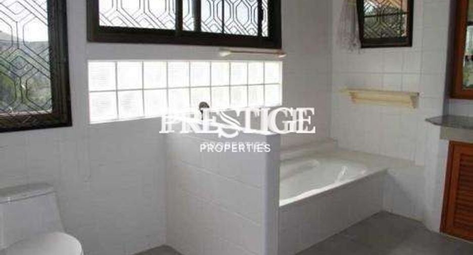 For sale and for rent 3 bedrooms house in Bang Lamung, Chonburi