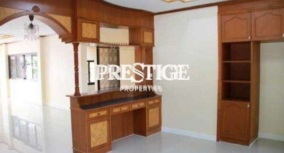 For sale and for rent 3 bedrooms house in Bang Lamung, Chonburi