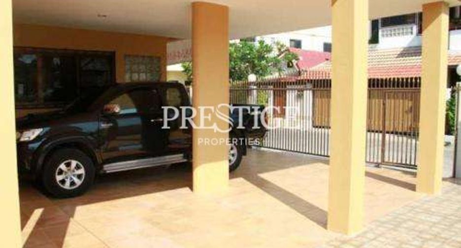 For sale and for rent 3 bedrooms house in Bang Lamung, Chonburi