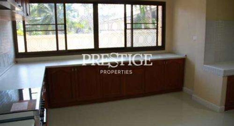 For sale and for rent 3 bedrooms house in Bang Lamung, Chonburi