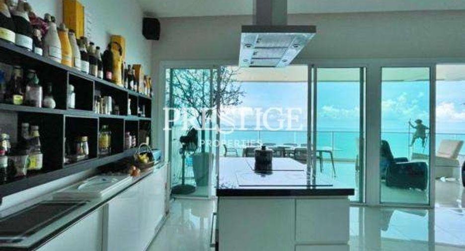 For sale 4 bedrooms condo in Sattahip, Chonburi