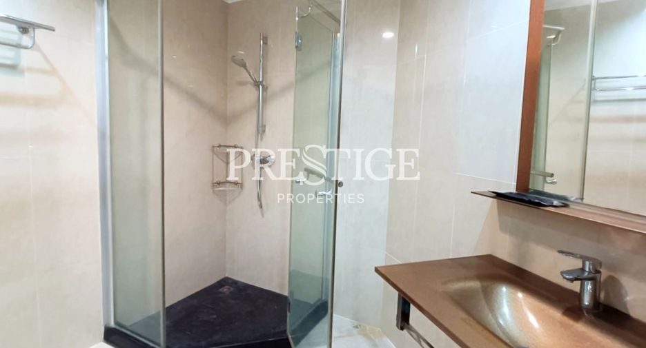 For sale 2 bedrooms condo in Central Pattaya, Pattaya