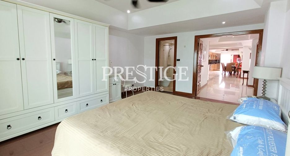 For sale 2 bedrooms condo in Central Pattaya, Pattaya