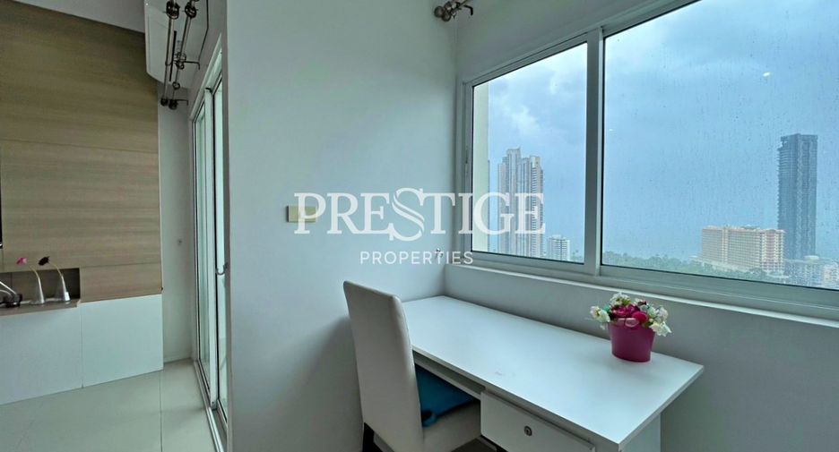 For sale 1 bed condo in Bang Lamung, Chonburi