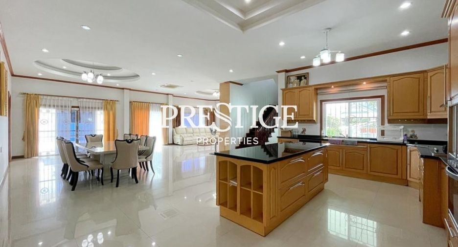 For rent 5 bedrooms house in Bang Lamung, Chonburi