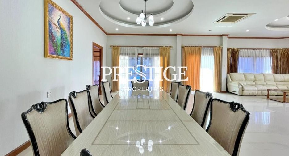 For rent 5 bedrooms house in Bang Lamung, Chonburi