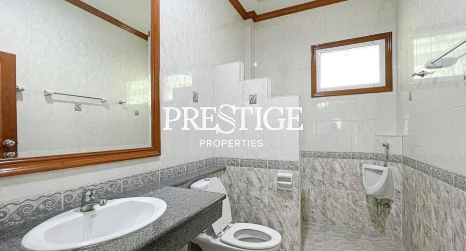 For rent 5 bedrooms house in Bang Lamung, Chonburi