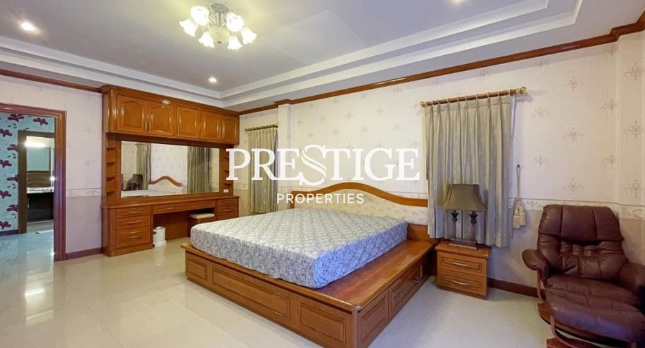 For rent 5 bedrooms house in Bang Lamung, Chonburi