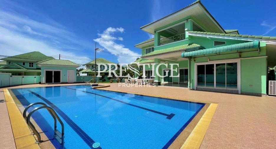 For rent 5 bedrooms house in Bang Lamung, Chonburi