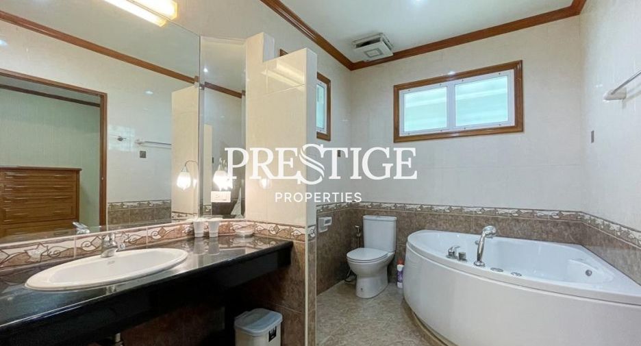 For rent 5 bedrooms house in Bang Lamung, Chonburi