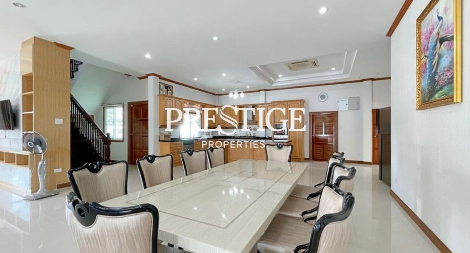 For rent 5 bedrooms house in Bang Lamung, Chonburi