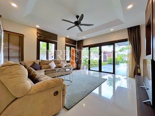 Haus zur Miete und zum Kauf mit 4 Zimmer in Huay Yai, Pattaya