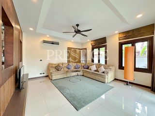 Haus zur Miete und zum Kauf mit 4 Zimmer in Huay Yai, Pattaya