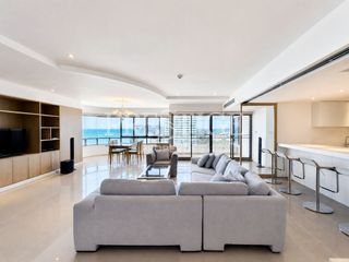 For rent 4 bedrooms condo in Na Jomtien, Pattaya
