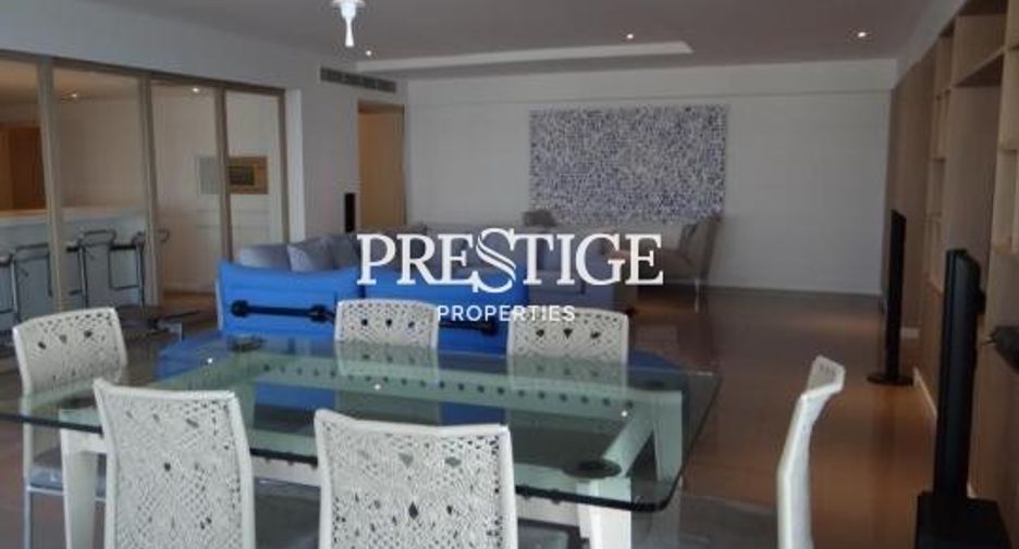 À louer 4 chambres condo à Sattahip, Chonburi
