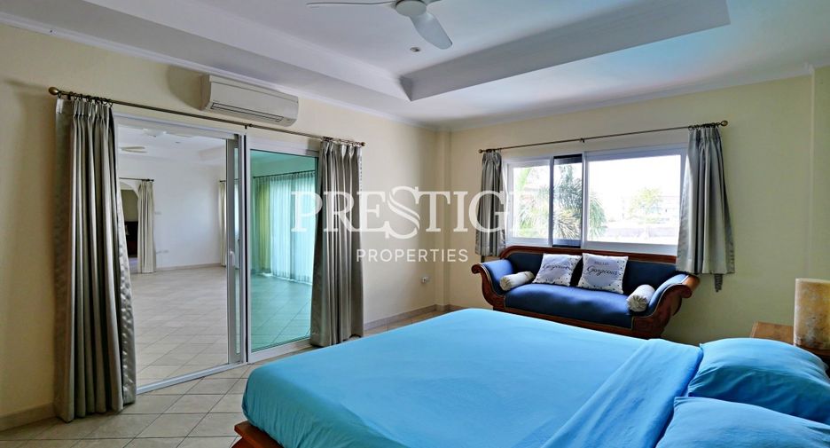 Casa en alquiler de 5 habitaciones en Jomtien, Pattaya