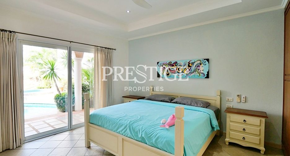 Casa en alquiler de 5 habitaciones en Jomtien, Pattaya