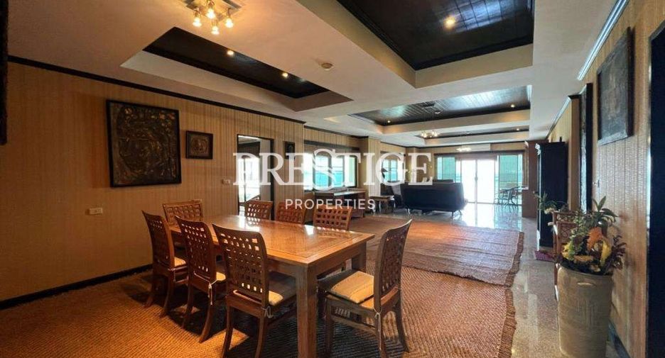 For sale 3 bedrooms condo in Sattahip, Chonburi