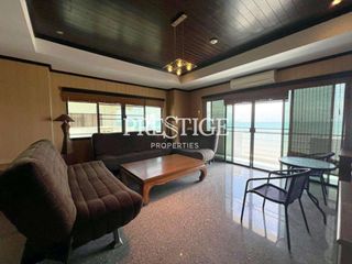 For sale 3 bedrooms condo in Na Jomtien, Pattaya