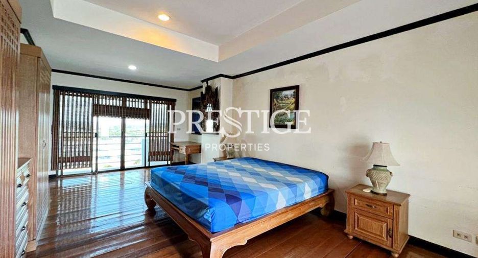 For sale 3 bedrooms condo in Sattahip, Chonburi