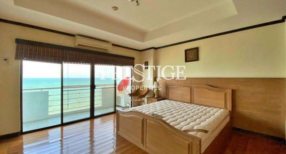 For sale 3 bedrooms condo in Sattahip, Chonburi