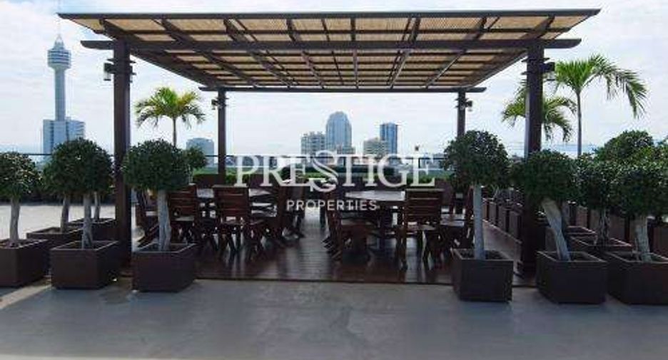 For sale 2 bedrooms condo in Pratumnak, Pattaya
