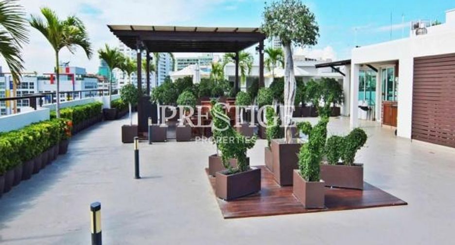 For sale 2 bedrooms condo in Pratumnak, Pattaya