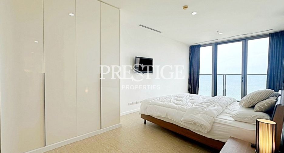 For rent 3 bedrooms condo in Bang Lamung, Chonburi
