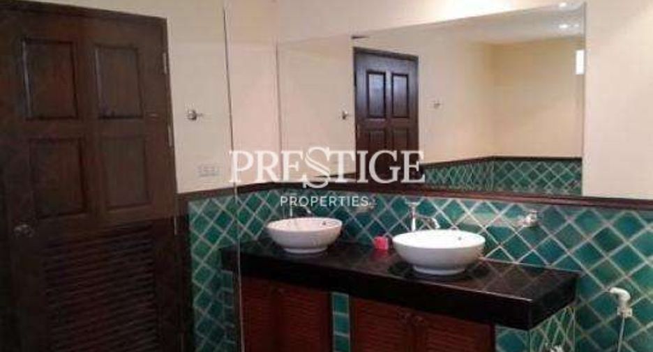 For rent 5 bedrooms house in Jomtien, Pattaya