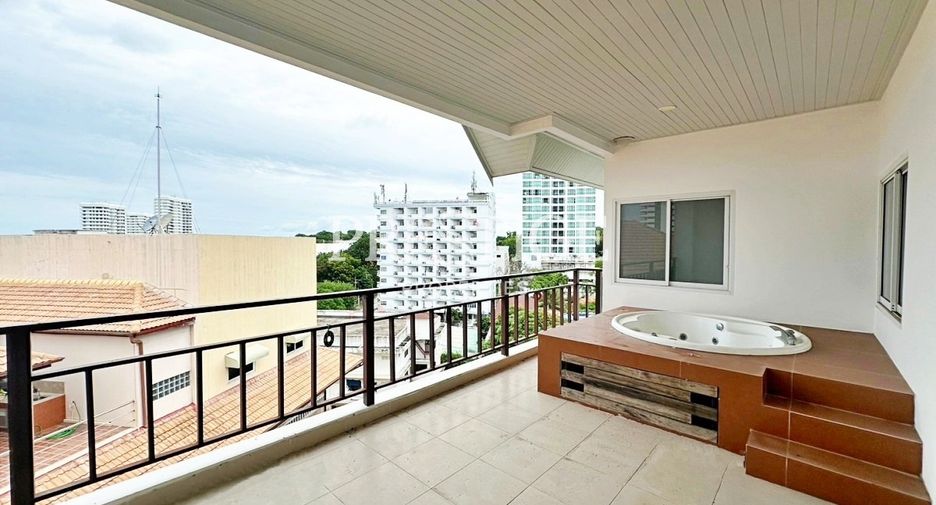 For sale 4 bedrooms condo in Bang Lamung, Chonburi