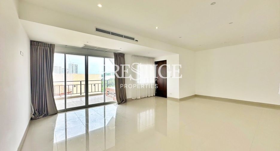 For sale 4 bedrooms condo in Bang Lamung, Chonburi
