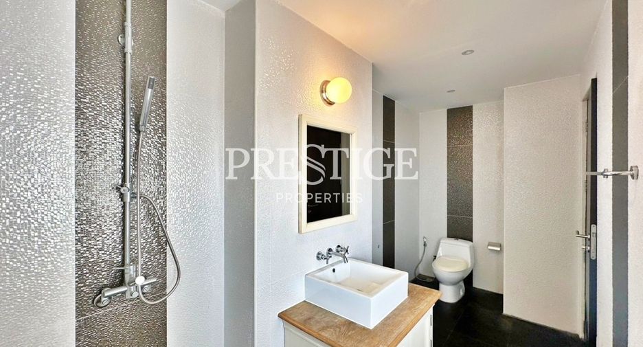 For sale 4 bedrooms condo in Bang Lamung, Chonburi