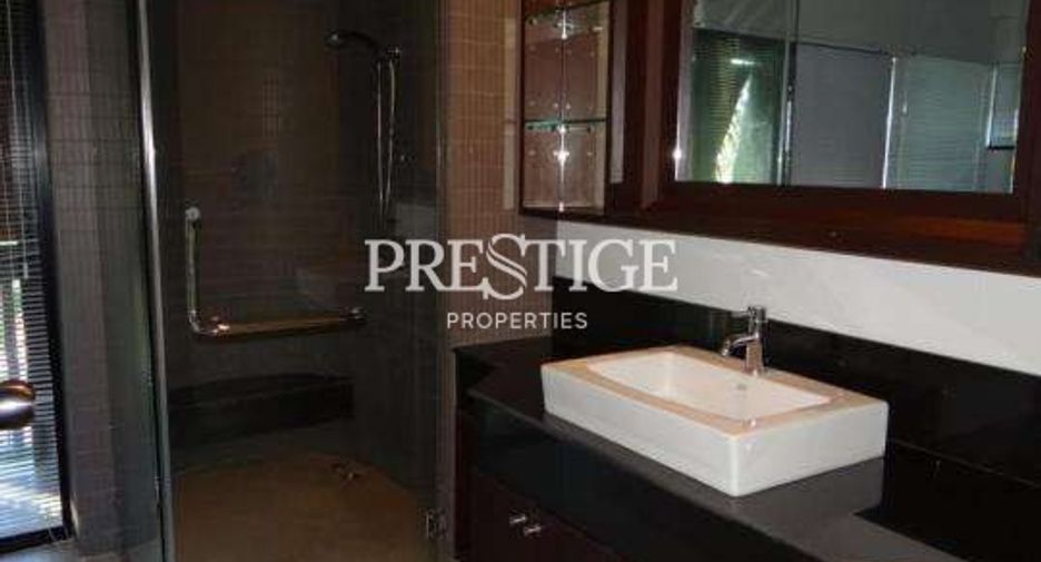 For sale and for rent 3 bedrooms house in East Pattaya, Pattaya