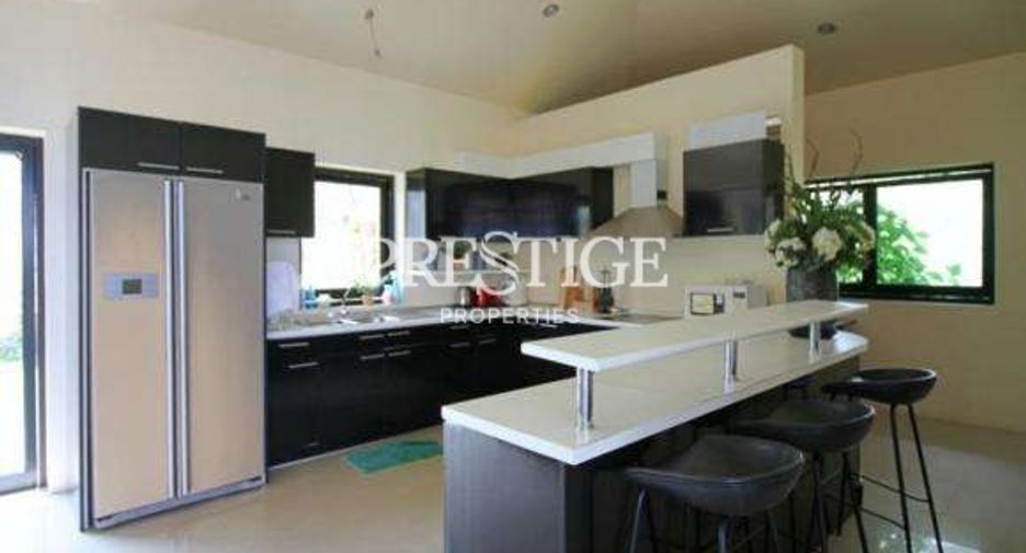 Продажа 4 спальни дом в Huay Yai, Паттайя